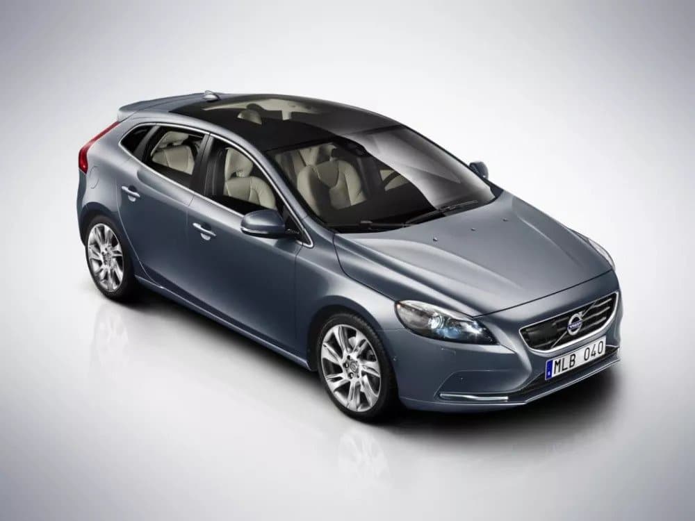 Volvo V40