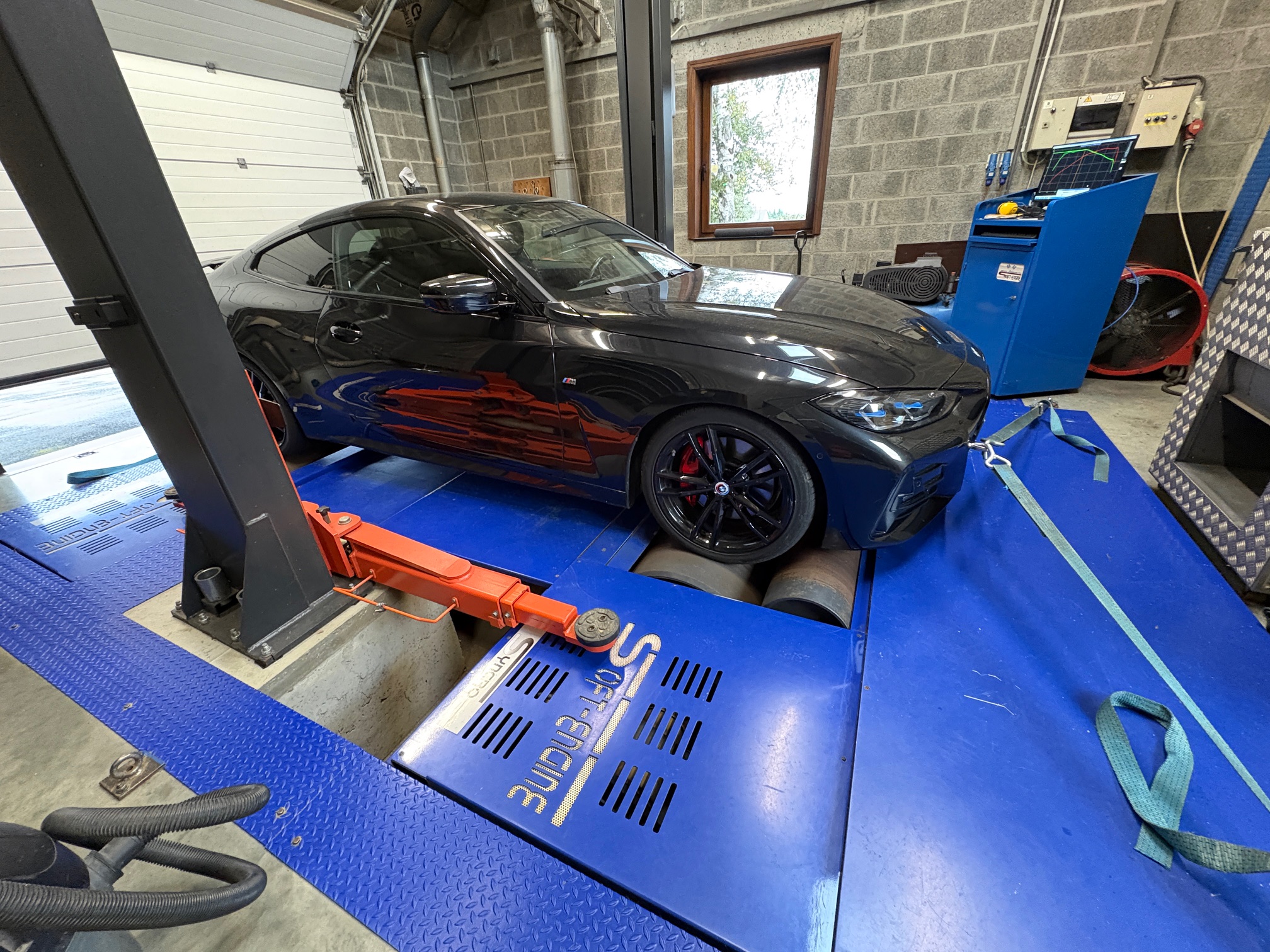 Banc de puissance 4x4 freiné - 1500cv